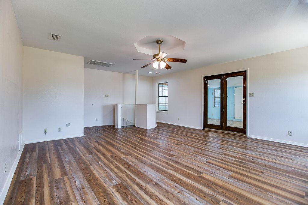 Image 19 of property listing at 136 Edinburgh Road, San Angelo, TX 76901