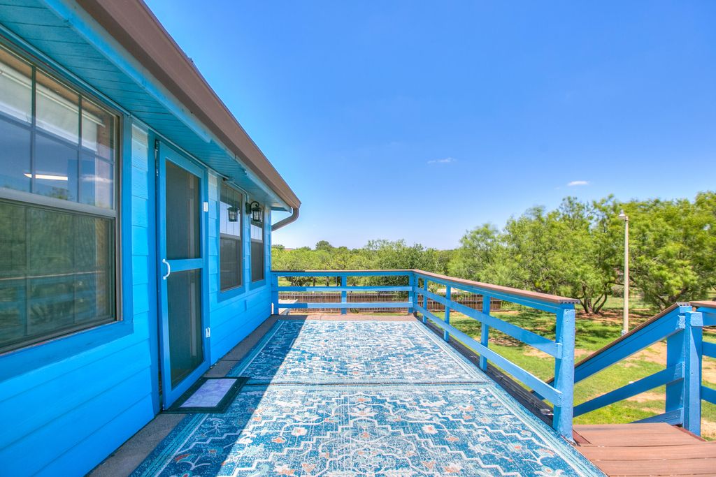 Image 31 of property listing at 136 Edinburgh Road, San Angelo, TX 76901