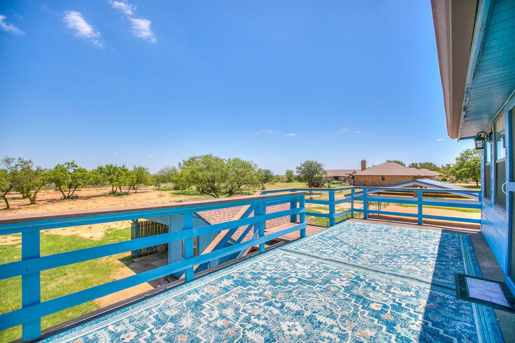 Image 32 of property listing at 136 Edinburgh Road, San Angelo, TX 76901