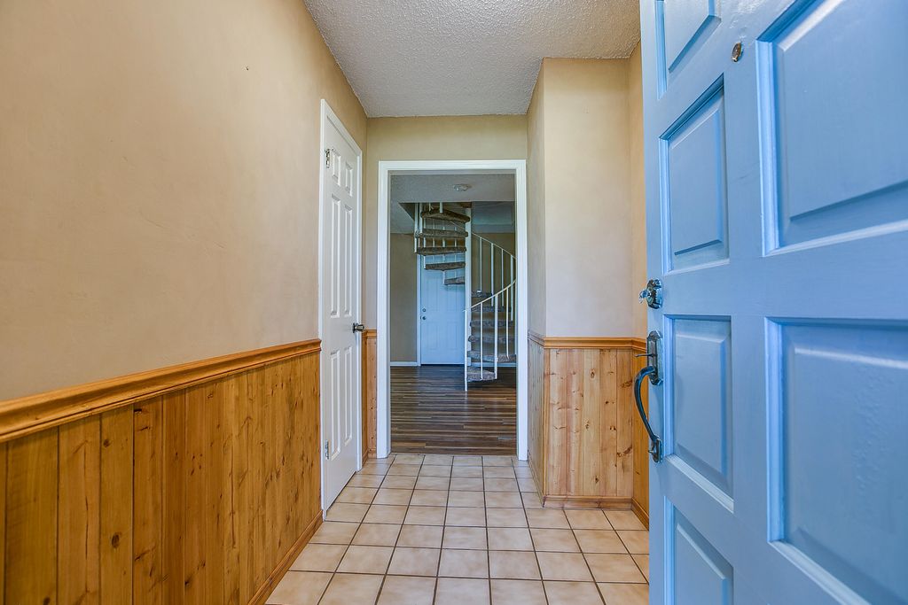 Image 6 of property listing at 136 Edinburgh Road, San Angelo, TX 76901