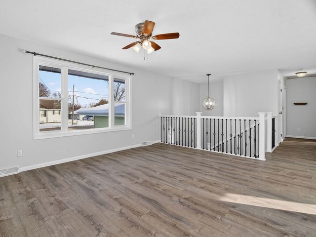 105 W Oak Street, Coal City, IL 60416