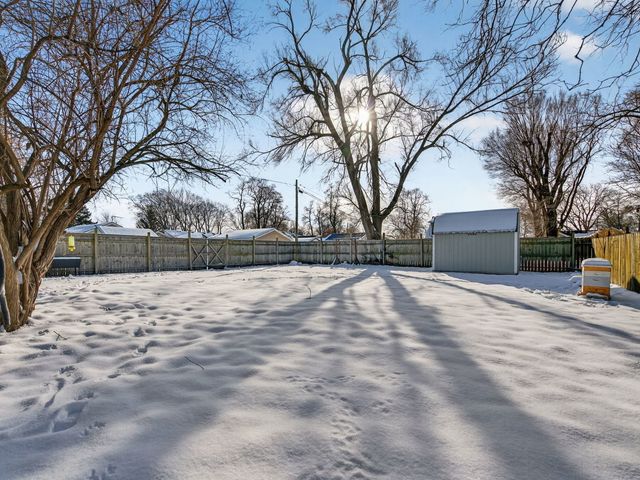 105 W Oak Street, Coal City, IL 60416