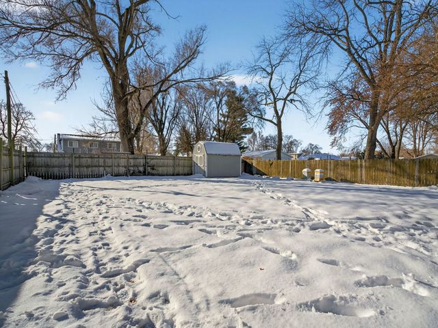 105 W Oak Street, Coal City, IL 60416