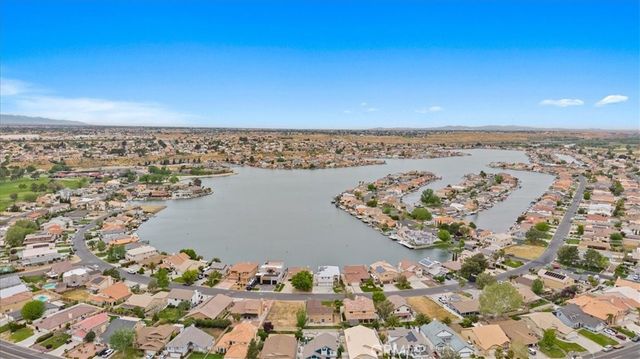 13310 Sea Gull Drive, Victorville, CA 92395