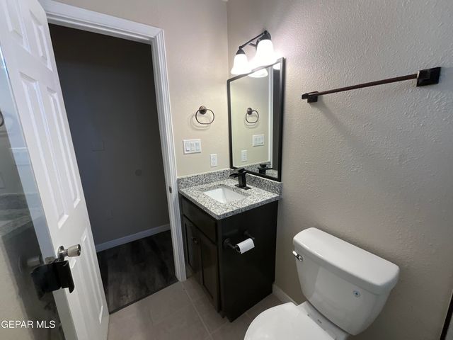 2133 Happer Street B, El Paso, TX 79903