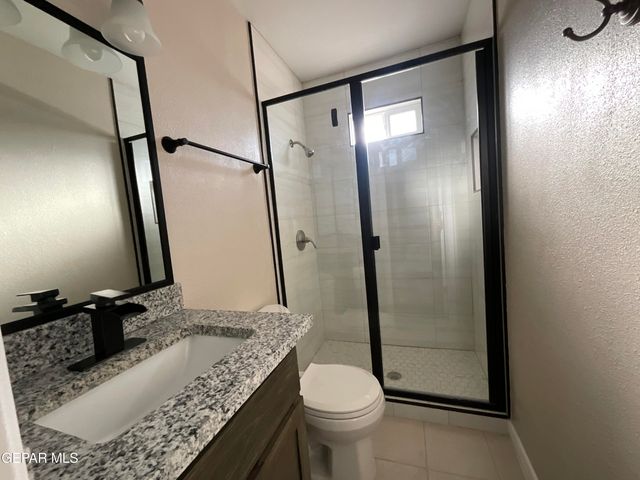 2133 Happer Street B, El Paso, TX 79903