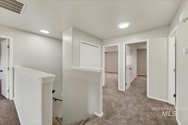 456 E Chapparosa Dr, Kuna, ID 83634