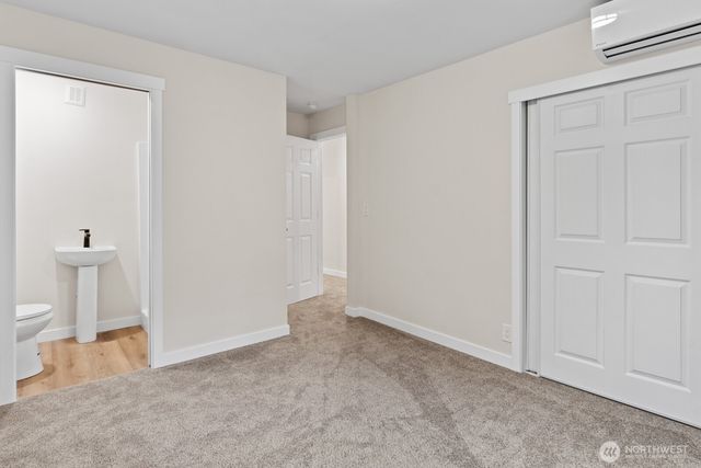 6334 Pacific Avenue SE, Lacey, WA 98503