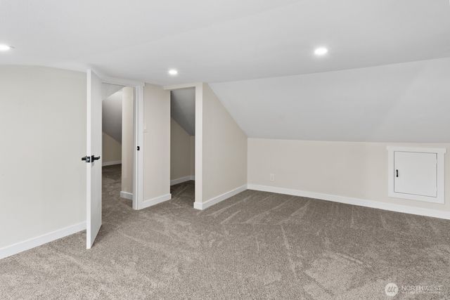 6334 Pacific Avenue SE, Lacey, WA 98503