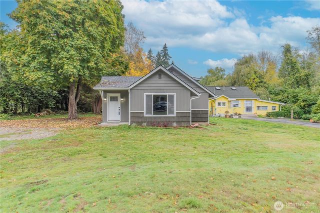 6334 Pacific Avenue SE, Lacey, WA 98503