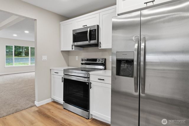 6334 Pacific Avenue SE, Lacey, WA 98503