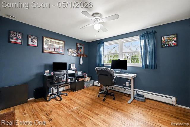 26254 Kiltartan Street, Farmington, MI 48334