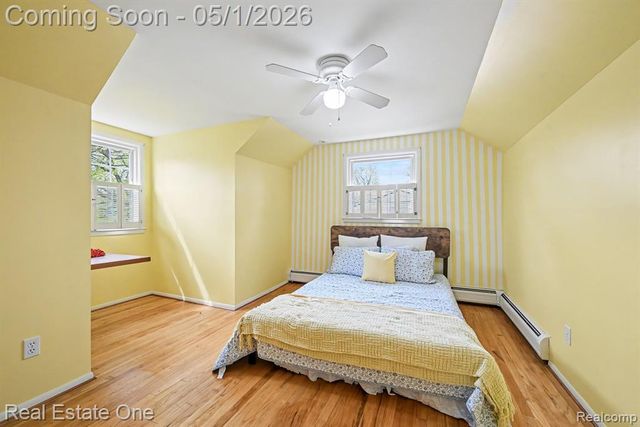26254 Kiltartan Street, Farmington, MI 48334