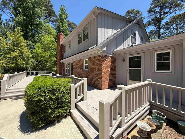610 S. Adair Street, Clinton, SC 29325