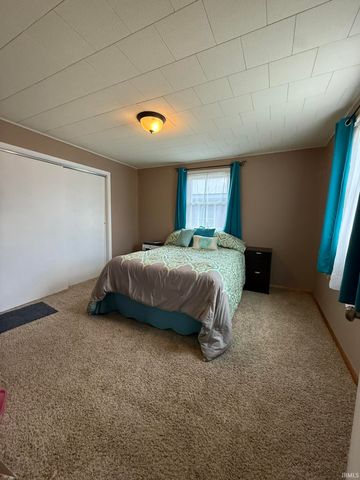 626 V Street, Bedford, IN 47421