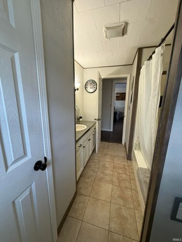 626 V Street, Bedford, IN 47421