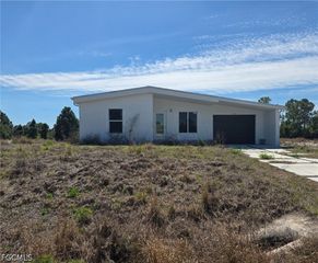 2913 34th ST SW, Lehigh Acres, FL 33976
