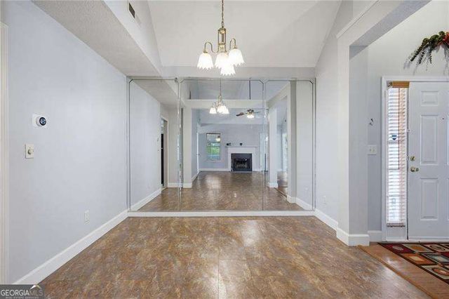 5639 Isleworth Court, Atlanta, GA 30349