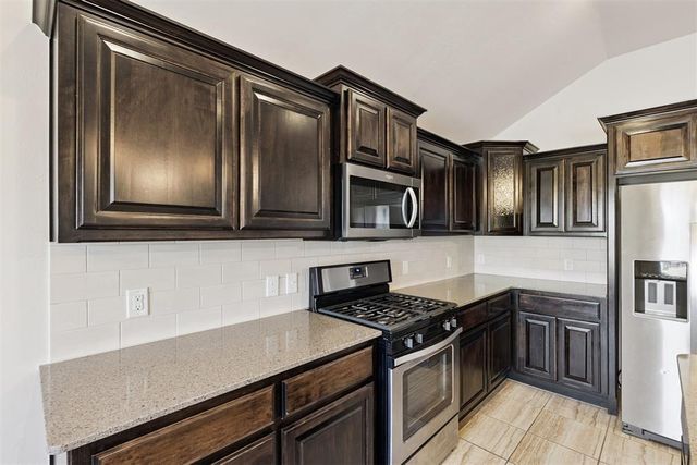 2381 NW 191st Court, Edmond, OK 73012