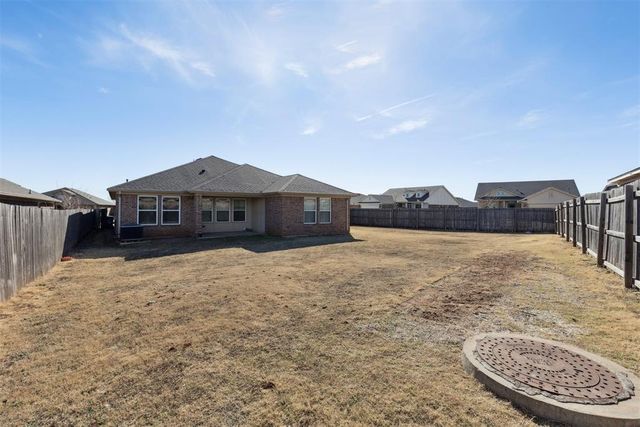 2381 NW 191st Court, Edmond, OK 73012