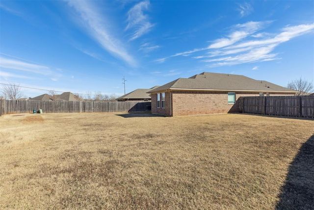 2381 NW 191st Court, Edmond, OK 73012