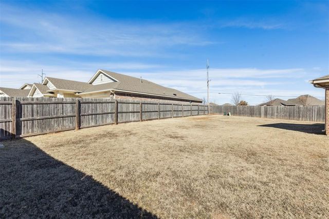 2381 NW 191st Court, Edmond, OK 73012
