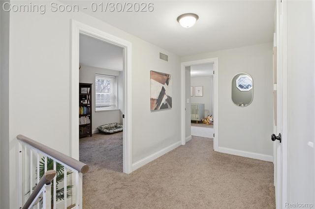 2876 Quincy Drive, Troy, MI 48085