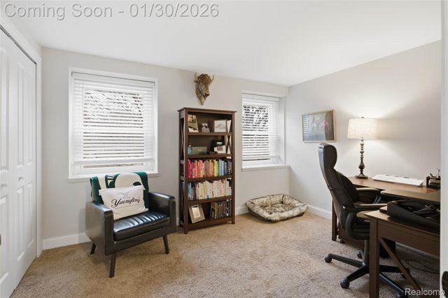 2876 Quincy Drive, Troy, MI 48085