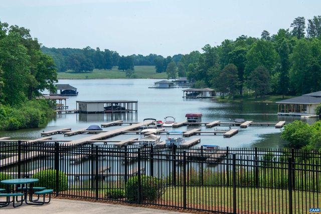 1915 LAKE FOREST DR, Mineral, VA 23117