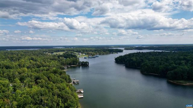 1915 LAKE FOREST DR, Mineral, VA 23117