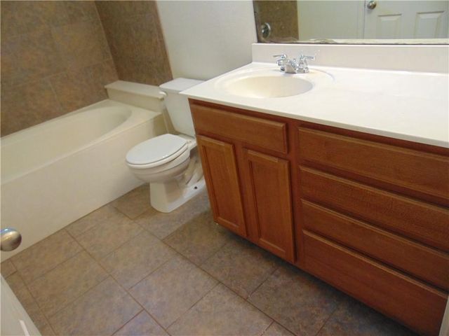 2513 ALLRED -A DR A, Austin, TX 78748