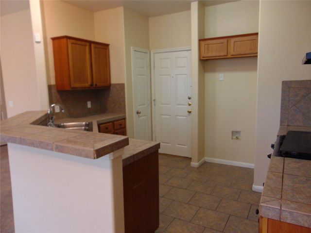 2513 ALLRED -A DR A, Austin, TX 78748
