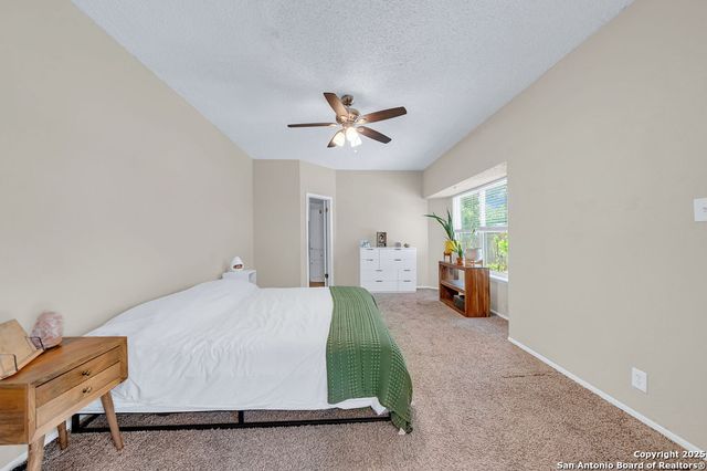 5307 Vista Run, San Antonio, TX 78247