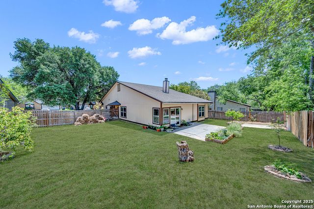 5307 Vista Run, San Antonio, TX 78247