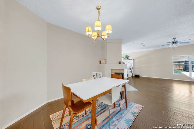 5307 Vista Run, San Antonio, TX 78247