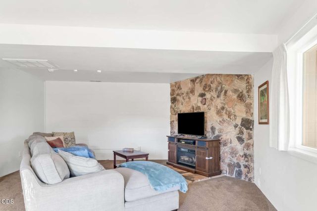 4000 E Antelope Road, Eagle Point, OR 97524