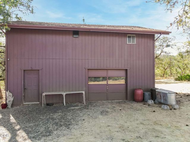 4000 E Antelope Road, Eagle Point, OR 97524