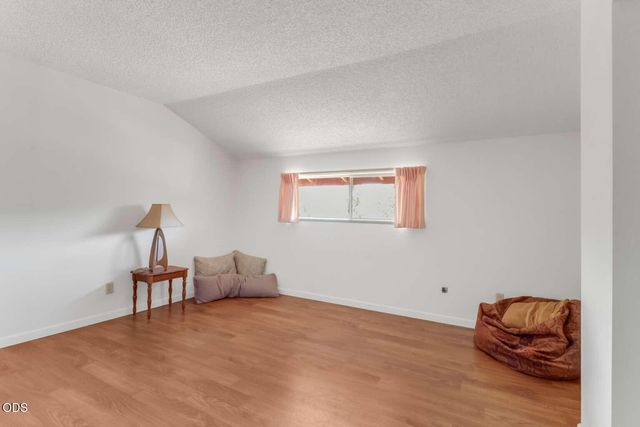 4000 E Antelope Road, Eagle Point, OR 97524