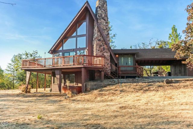4000 E Antelope Road, Eagle Point, OR 97524