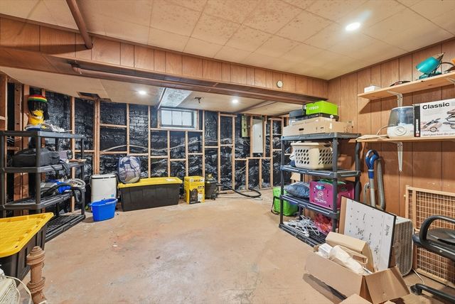 96 Washington St, Gardner, MA 01440