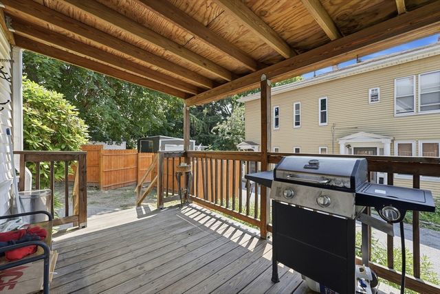 96 Washington St, Gardner, MA 01440