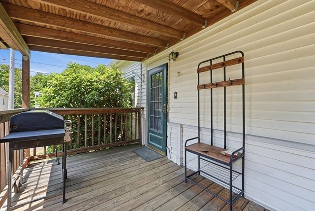 96 Washington St, Gardner, MA 01440