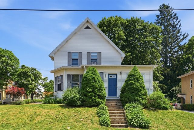 96 Washington St, Gardner, MA 01440