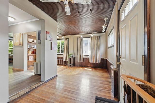 96 Washington St, Gardner, MA 01440