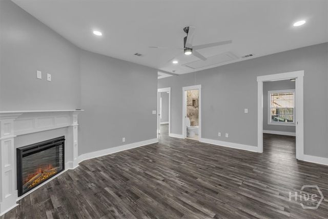 2706 Hopkins Street, Savannah, GA 31405