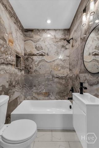 2706 Hopkins Street, Savannah, GA 31405