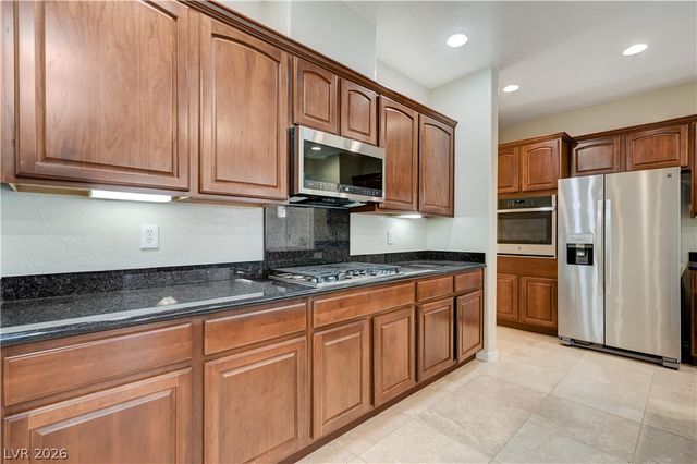 8833 SHERWOOD PARK Drive, Las Vegas, NV 89131