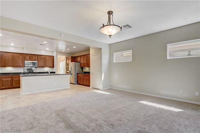 8833 SHERWOOD PARK Drive, Las Vegas, NV 89131