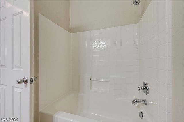 8833 SHERWOOD PARK Drive, Las Vegas, NV 89131