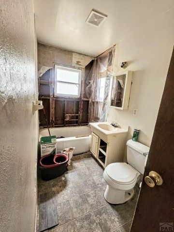 1109 Ruppel St, Pueblo, CO 81001